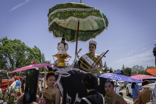 Miss Lao New Year